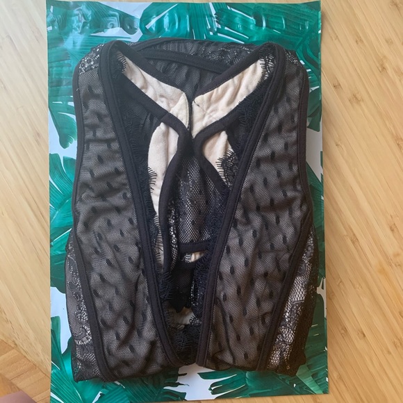 SOLD Bebe Jasper Plunging Lace Dress (Black) - Picture 8 of 9